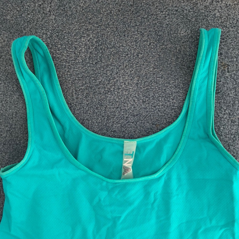 TNA exercise top - Picture 2 of 3